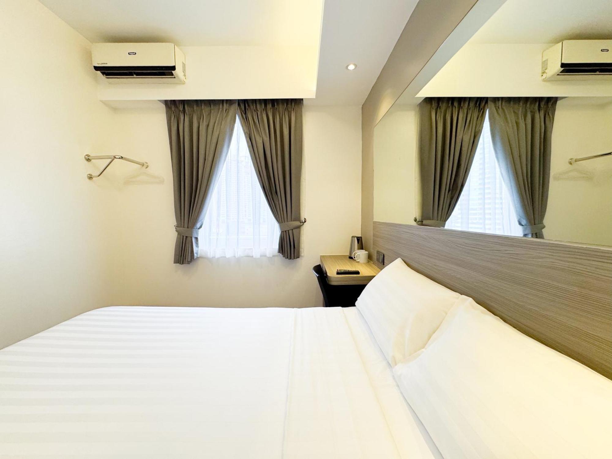 Red Planet Hotel