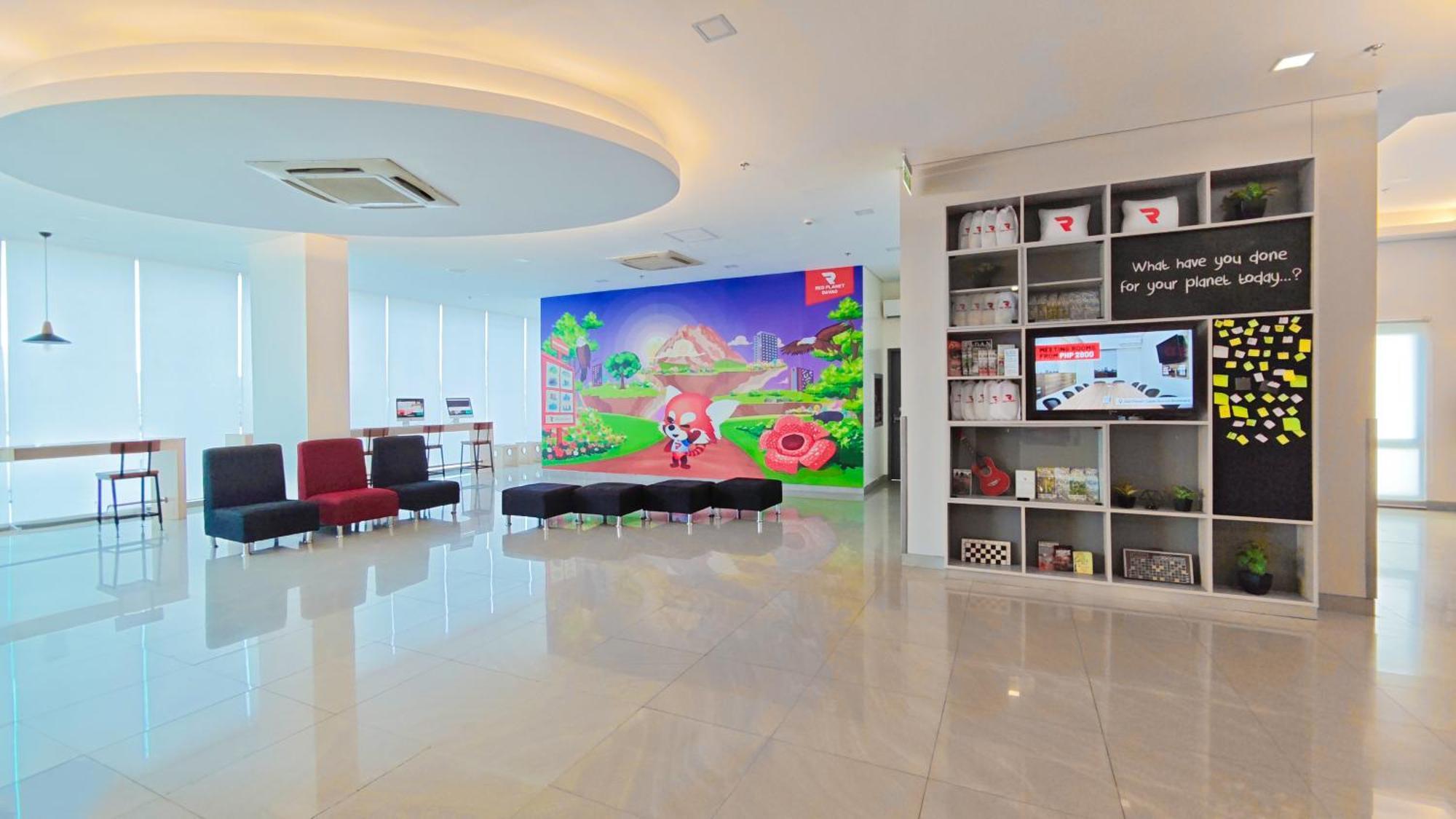 Red Planet Hotel
