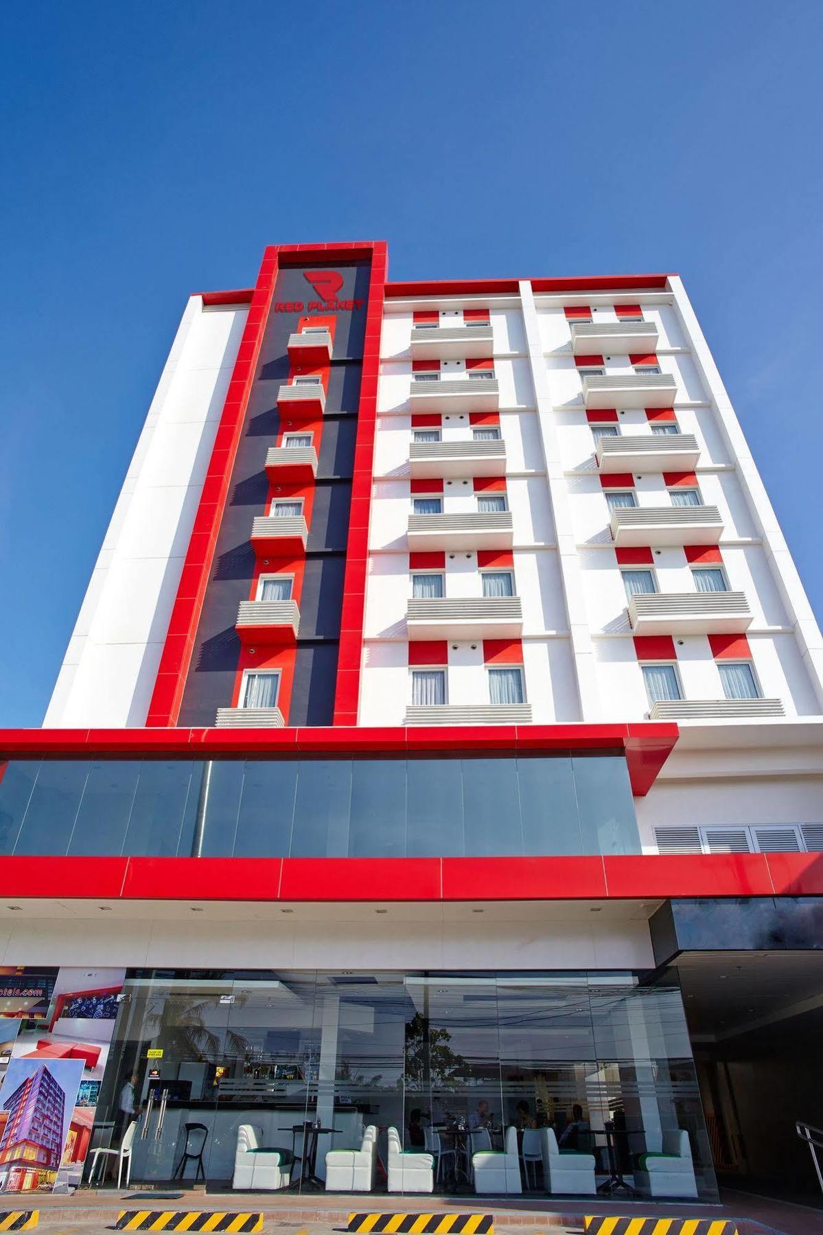 Hotel Red Planet