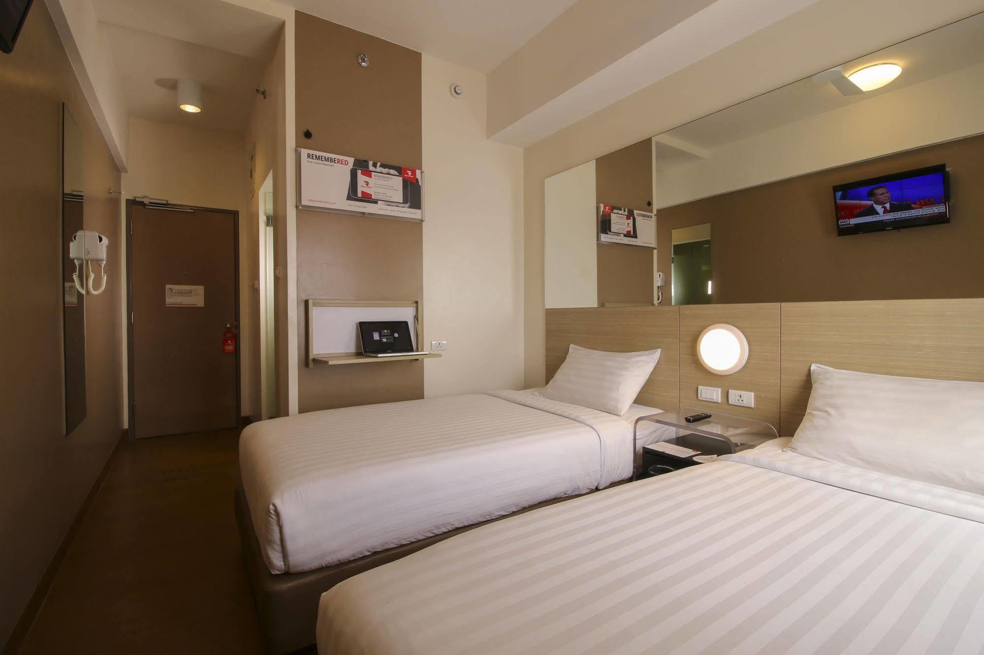 Hotel Red Planet 3*