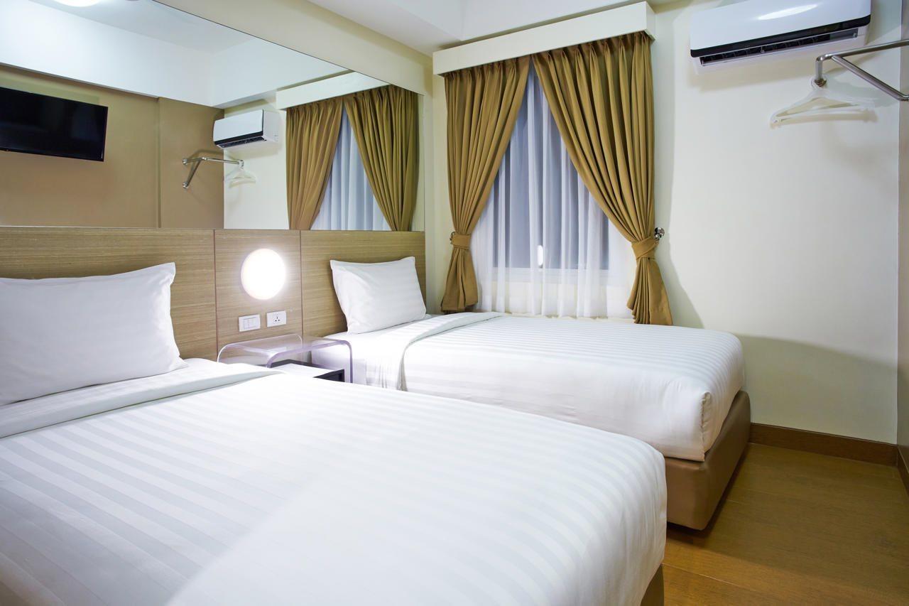 Hotel Red Planet