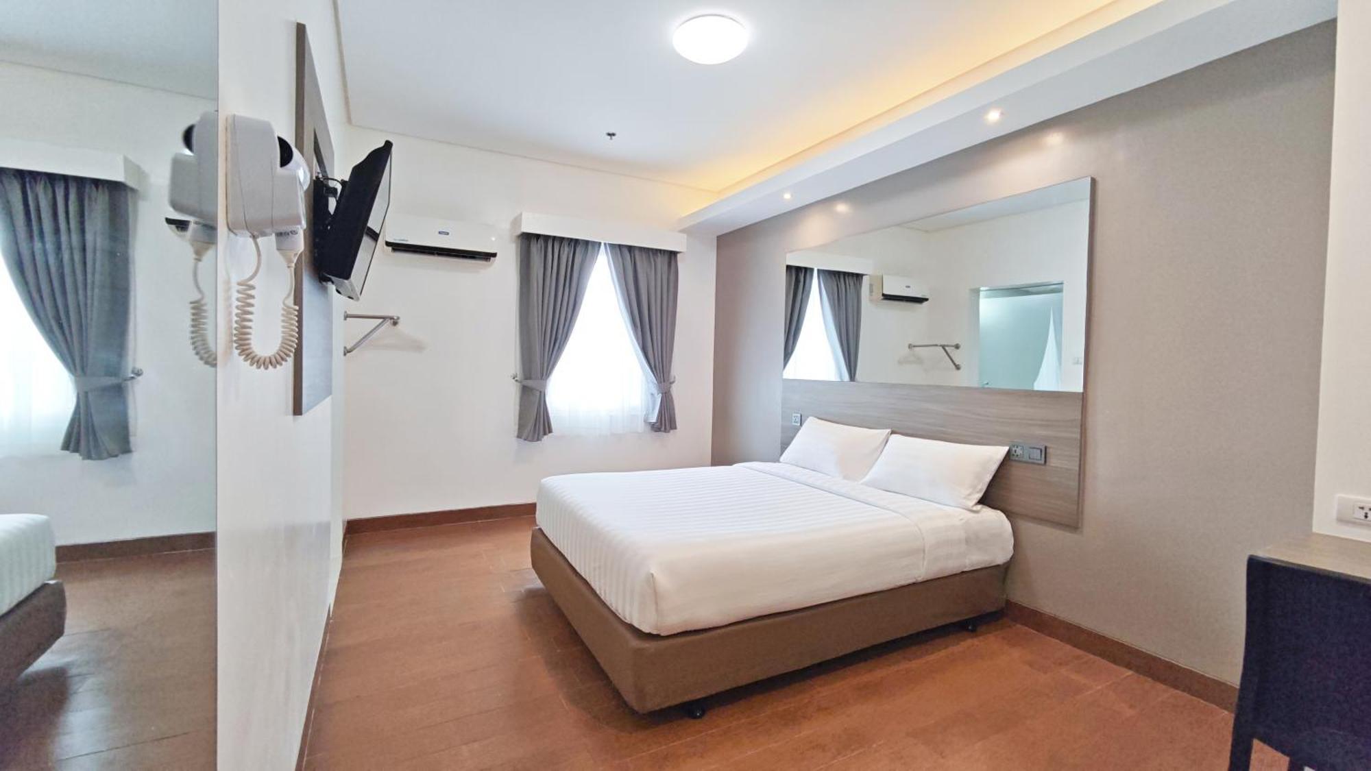 Red Planet 3* Davao